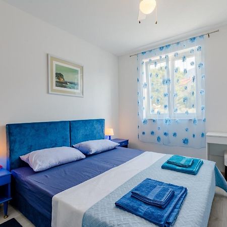 Apartment Karlo Kaštela Екстериор снимка