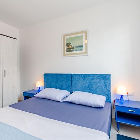 Apartment Karlo Kaštela Екстериор снимка