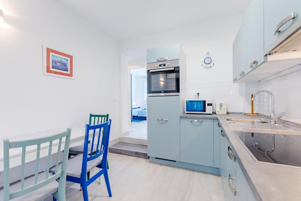 Apartment Karlo Kaštela Екстериор снимка